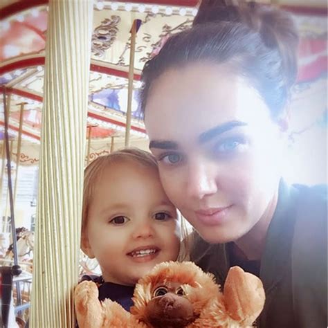 Tamara Ecclestones Still Breastfeeding Her Two And A Half Year Old Daughter And Has No Plans To