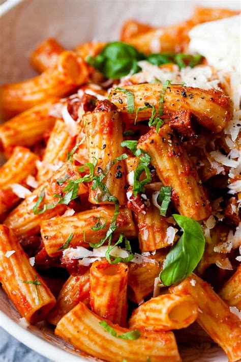 This chicken and chorizo pasta is made with juicy pan fried chicken and a creamy tomato sauce. One-Pot Spicy Chorizo Pasta | Recipe | Chorizo recipes ...