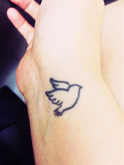 Tattoo designs on the wrist vary as there are simple designs as well as complex designs. Dove tattoo- inner wrist | Inner wrist tattoos, Dove ...