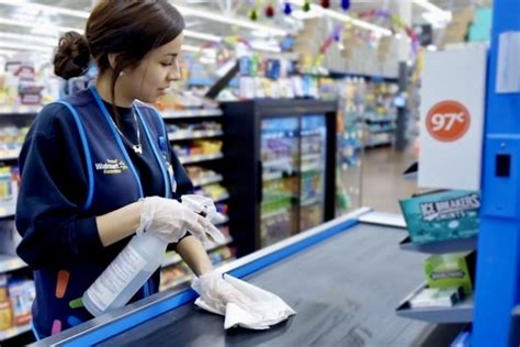 Missouri City Walmart Supercenter Celebrates Grand Reopening With New