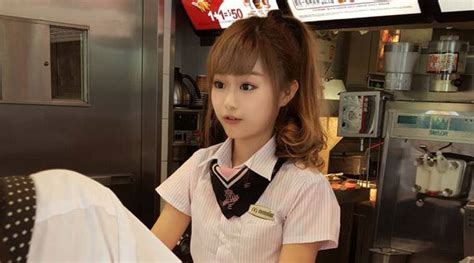 People Flock To Mcdonalds In Taiwan To ‘check Out A Female Employee