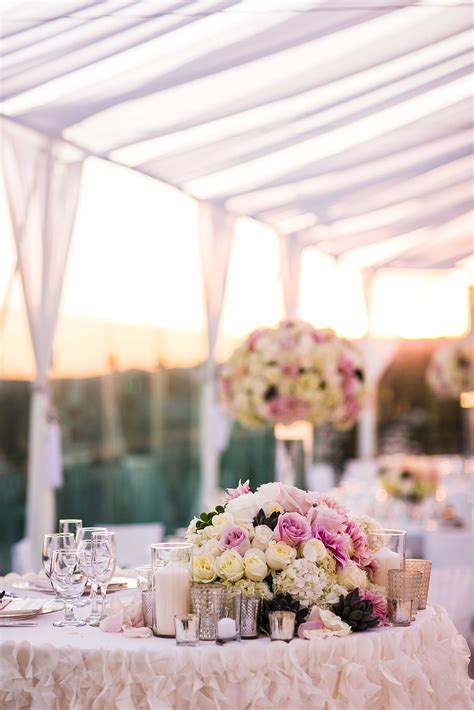 Enchanting Décor Ideas For Your Sweetheart Table Wedding Inside