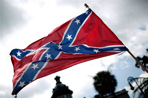 Pentagon Effectively Bans Confederate Flags On All Military Property