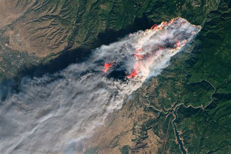 California Wildfires Satellite Images Of Camp Hill Woolsey Fires