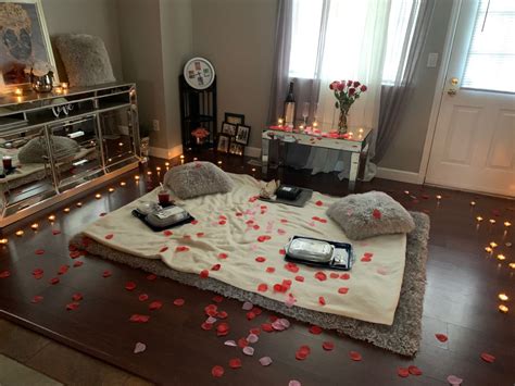 Indoor Romantic Picnic Romantic Surprise Romantic Home Dates Romantic Dinner Decoration