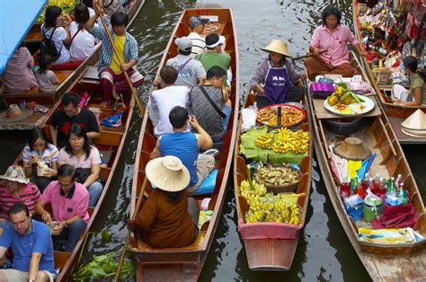 As India Gets Its First Floating Market Here Are Six Stunning Markets