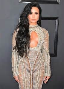 Demi Lovato Pussy Seen At The 59th Grammy Awards Scandal Planet