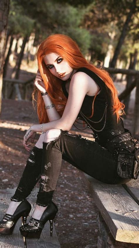 Punk Girls Gothic Girls Beautiful Red Hair Beautiful Redhead Gorgeous Goth Beauty Dark