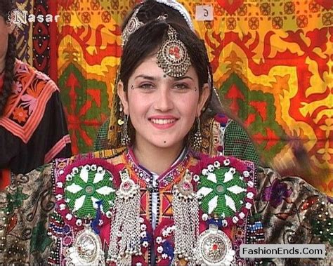 pakhtoon dresses afghanistan culture pakistani people afghan girl