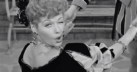 12 Tiny Little Goofs You Never Noticed In I Love Lucy