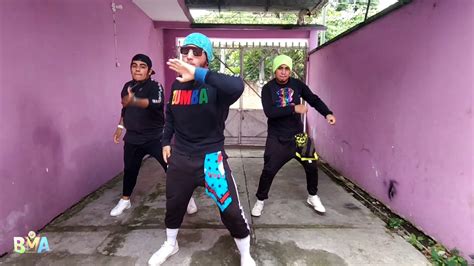 Besame Daddy Yankee Ft Play N Skillz Zion And Lennox Choreography Moises Bello Youtube