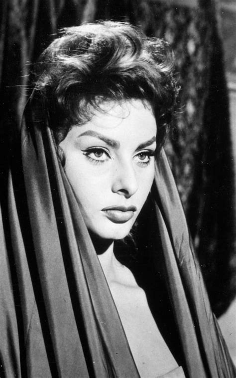 Lsd Sophia Loren And Living In Bachelor Hall Things You Didnt Know