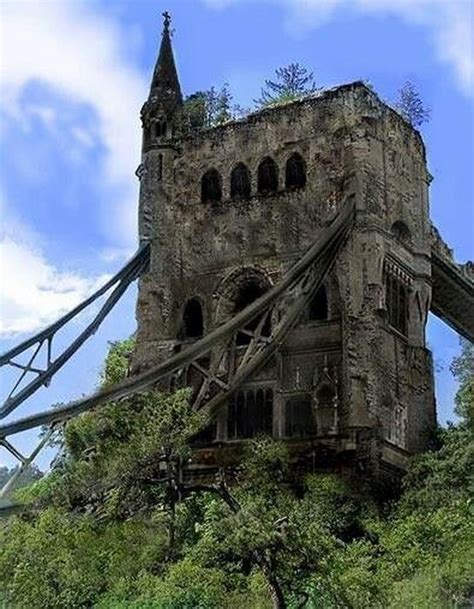 Chilling Photos From Abandoned Places Around The World 40