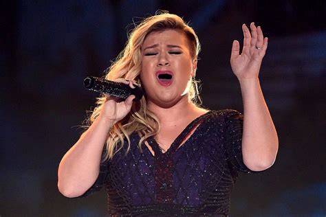 Kelly clarkson — love so soft 02:52. Kelly Clarkson Will Coach on 'The Voice' During Season 14