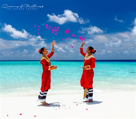 The Maldives Traditional Dress The Dhivehi Libaas A Cultural Heritage