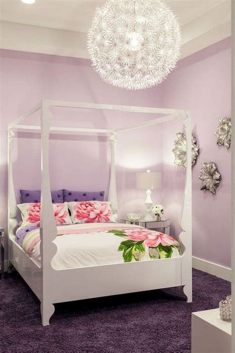 The bed also has cubbies built into it for even more storage capabilities. 40 Cute Small Bedroom Design and Decor Ideas for Teenage ...