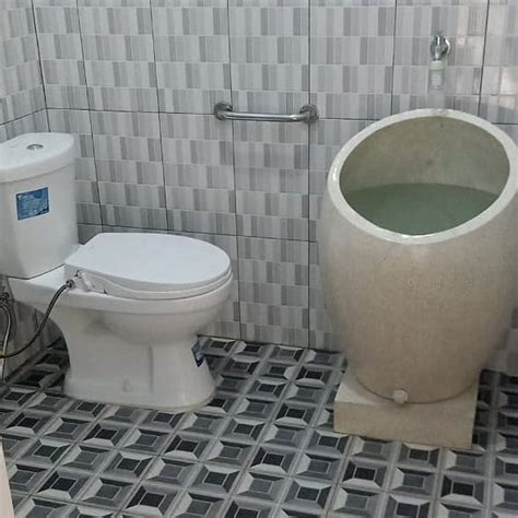 Cara Mudah Pasang Toilet Duduk Dan Jongkok Ini Keunggulannya Masing