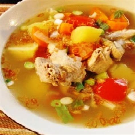 Ada satu menu yang memenuhi syarat ini dan bisa dicoba di. Resep Sup Ayam Kuah Sedap Special | Sup ayam, Resep sup ...