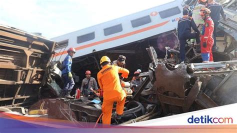 Cerita Warga Soal Detik Detik Ka Turangga Tabrakan Dengan Ka Bandung Raya