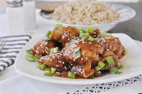 Slow Cooker Honey Garlic Chicken Is A Quick And Easy Dinner