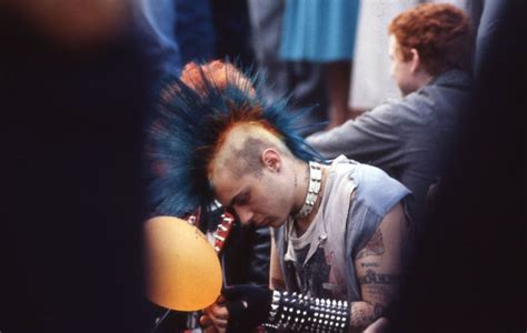 Cool Pics That Defined The 80s Punk Fashion Vintage News Daily