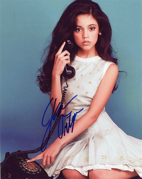 ~~ Jenna Ortega Authentic Hand Signed Stuck In The Middle 8x10 Photo ~~ • 10999 Jenna