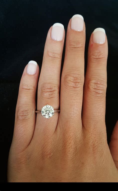 A Beautiful 25 Carat Round Diamond Engagement Ring Round Diamond