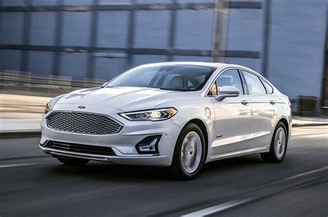 Cars.com photo by aaron bragman. 2019 Ford Fusion First Look: Seventh-Year Itch - MotorTrend