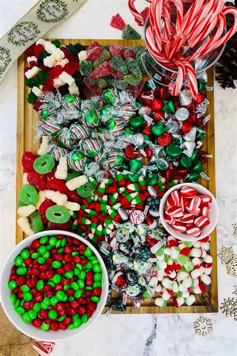 Easy and Festive Christmas Candy Charcuterie Board | Skip To My Lou