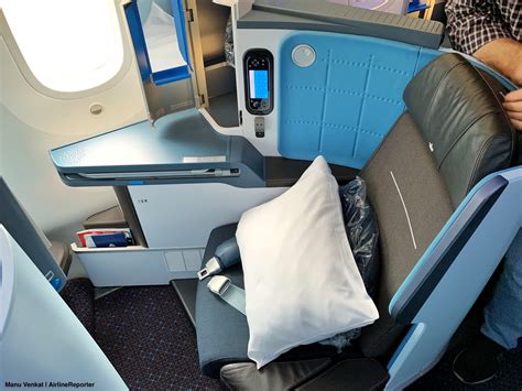 Something New Something Blue Flying KLM S 787 9 Dreamliner Business