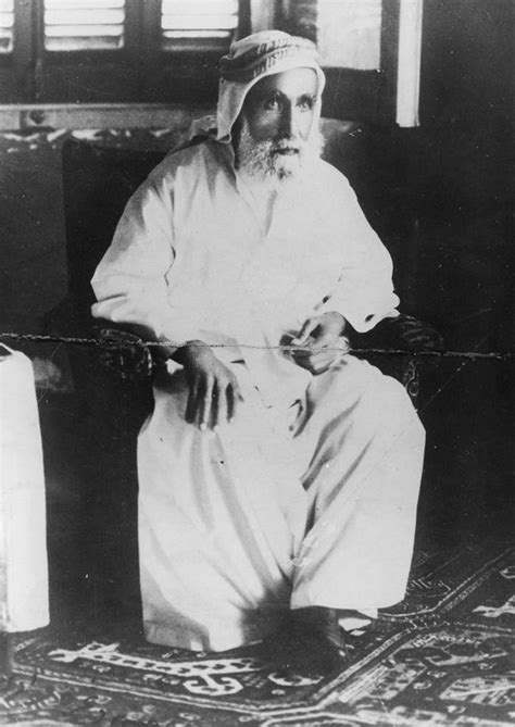 أثار الإعلامي الفلسطيني في قناة الجزيرة، جمال ريّان، جدلا كبيرا على موقع تويتر بعدما نشر شهادة للبريطاني جون فيلبي مستشار الملك السعودي عبد العزيز بن سعود، يؤكد فيها استيلاء آل سعود على ممتلكات الحسين بن علي شريف مكة ومؤسس المملكة الحجازية. الحسين بن على شريف مكه