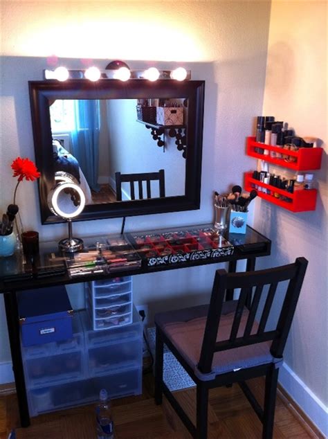 Let's get started with the makeup vanity fun! 15 DIY Vanity Table Ideas - DIY Makeup Vanity