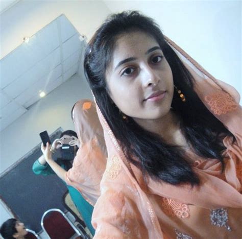 Indian And Paki Wallpapers Pakistani Punjab College Girls Photos And Gallery Picture