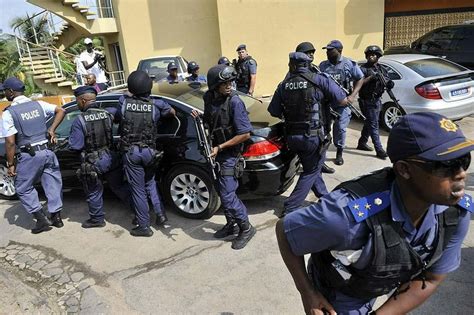 South African Protection Unit Looking After The South African President