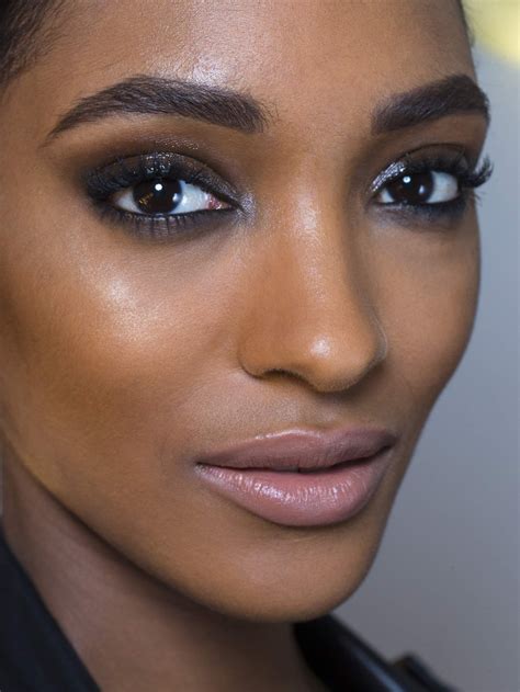 How To Do A Smoky Eye The Ultimate Guide To Getting It Right Safe