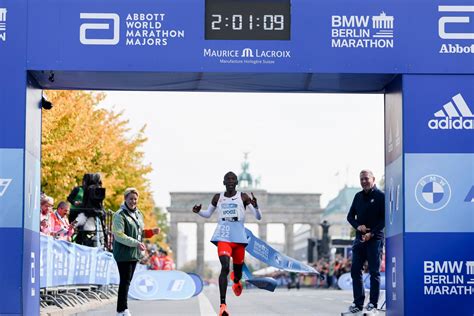 Eliud Kipchoge Clocks 20109 For World Record In Berlin Marathon