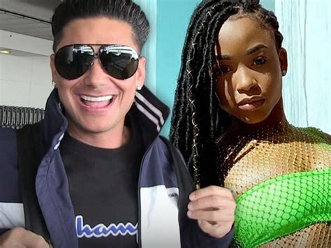 pauly d dating double shot at love flame nikki hall