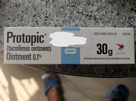 Protopic Tacrolimus Ointment Ointment 01 美容＆化妝品 健康及美容 皮膚護理 面部