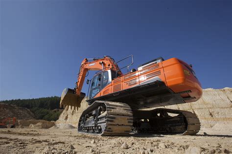 Doosan Dx490lc 5 Large Crawler Excavator Gordons Construction