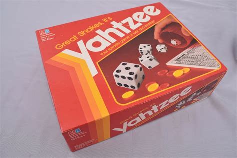 Vintage Yahtzee Dice Board Game 1982 Mb Games E950 Ebay