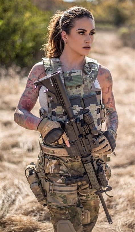 Pin On Hot Military Babes Sexy Girls And Guns Girls With Weapons Free