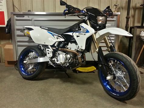 Where as the sm can not be converted to the s and therefore cannot go off road. 2013 DRZ400SM is now available in the states!!! - Page 9