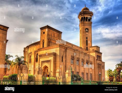 Al Azhar University Cairo Hi Res Stock Photography And Images Alamy