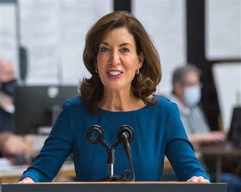 Kathy Hochul Becomes New Yorks First Female Governor