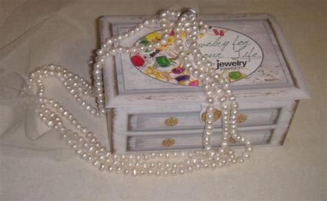Mommie Of 2 Endless Pearl Necklace Review