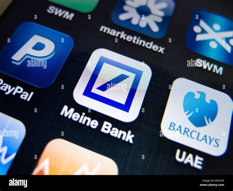 Deutsche Bank Screen Hi Res Stock Photography And Images Alamy