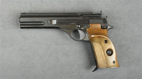 Beretta Model 76 Semi Auto Target Pistol 22lr Cal 6 Barrel Black
