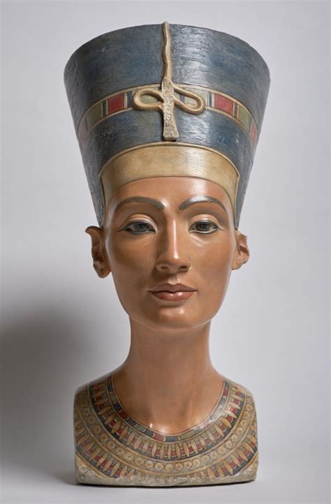 Nefertiti A Copy Of The Famous Bust From The Neues Museum Etsy In 2021 Nefertiti Nefertiti