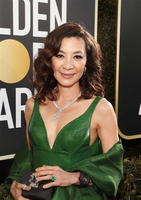 Golden Globes Michelle Yeoh Wore The Ring From Crazy Rich Asians