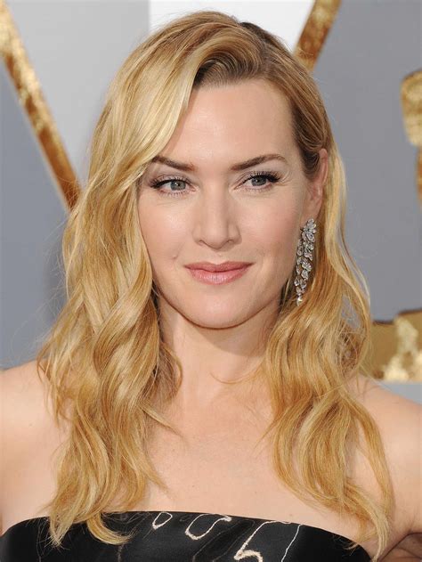 Последние твиты от kate winslet (@iskatewinslet). Kate Winslet at 88th Annual Academy Awards in Hollywood 02 ...